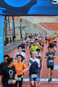 BIB: 6013, 6346, 5847
                            <button type="button" onclick="openModal(4585143)" class="btn btn-primary btn-sm float-right btn-popup" data-toggle="modal" data-target=".modal-high-quality">
                        <i class="fas fa-shopping-cart"></i> Add to Cart
                    </button>
                                            <button type="button" onclick="isThisMe(4585143, true)" class="btn btn-success btn-sm float-right btn-popup btn-isme hidden" data-toggle="tooltip" data-placement="bottom" title="นี่คือรูปของคุณใช่ไหม คลิกที่นี่เพื่อเอาเข้าอัลบั้ม">
                        <i class="fas fa-plus"></i> Add to album
                    </button>
                    <button type="button" onclick="isThisMe(4585143, false)" class="btn btn-warning btn-sm float-right btn-popup btn-isnotme hidden">
                        <i class="fas fa-ban"></i> Remove from album
                    </button>